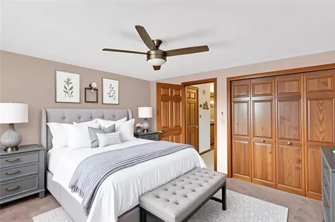 Bedroom - 944 Lowber Rd, Irwin, PA 15642 photo 4 of 6