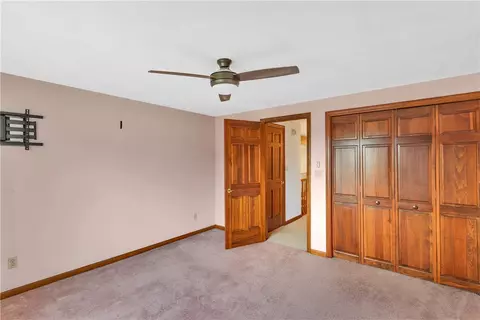 Bedroom - 944 Lowber Rd, Irwin, PA 15642 photo 3 of 6