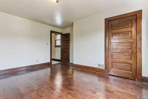 Bedroom - 112 2nd Ave, New Eagle, PA 15067 photo 4 of 9