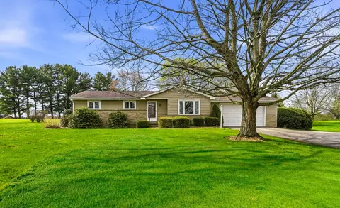721 Whitestown Rd, Butler, PA 16001