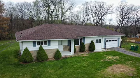 102 Randy Dr, Butler, PA 16002