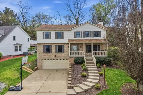 138 Jarod Dr, Moon Twp, PA 15108