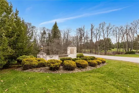 1 Ciara, New Castle, PA 16105