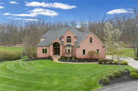 189 Wedgewood Dr, Gibsonia, PA 15044