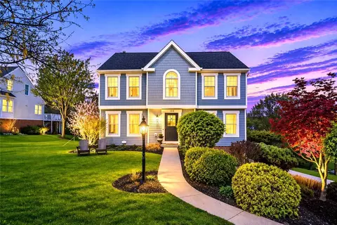 108 Walnut Dr, Eighty Four, PA 15330