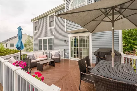 Exterior - 108 Walnut Dr, Eighty Four, PA 15330 photo 8 of 12