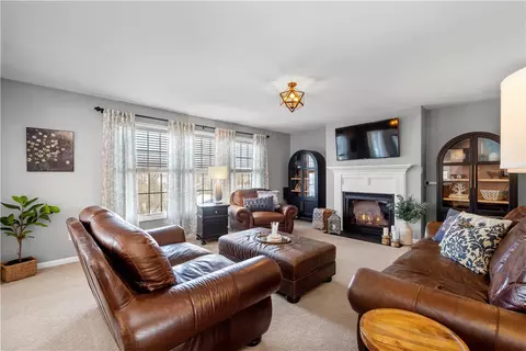 Living - 108 Walnut Dr, Eighty Four, PA 15330 photo 1 of 2