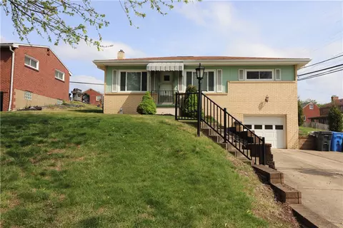 2012 Spring Hill Rd, Pittsburgh, PA 15243