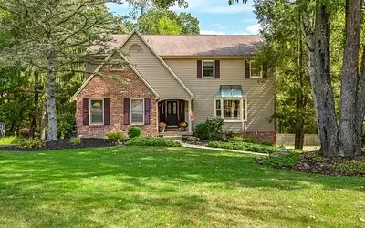 2551 Longmount Dr, Wexford, PA 15090