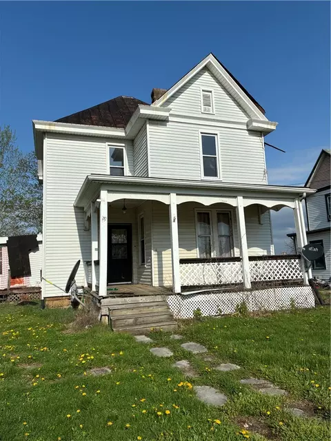 29 Buffalo Rd N, Washington, PA 15301
