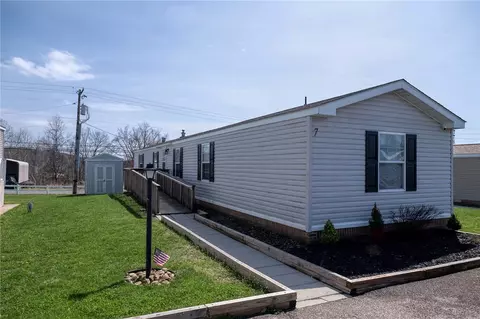 7 Greene Dr, Cheswick, PA 15024