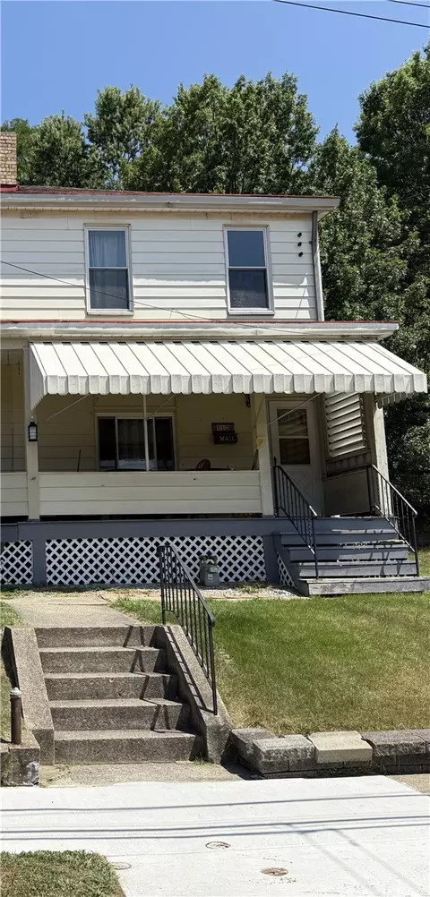 112 Greydon Ave, Mckees Rocks, PA 15136