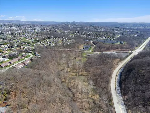 706 Craigdell Rd, New Kensington, PA 15068