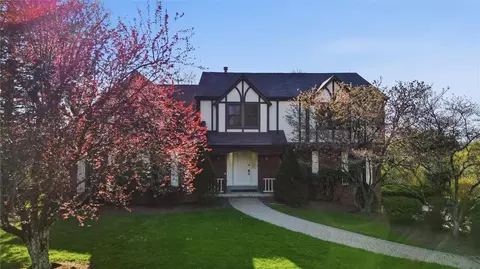 5915 Oak Hill Ct, Export, PA 15632