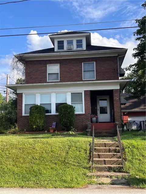 78 Walnut St, Black Lick, PA 15716