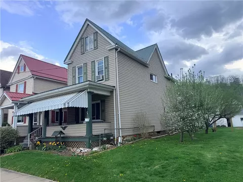1302 5th Ave, Ford City, PA 16226