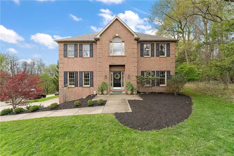 106 Mary Ann Dr, Glenshaw, PA 15116
