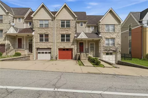 234 Dinwiddie, Pittsburgh, PA 15219