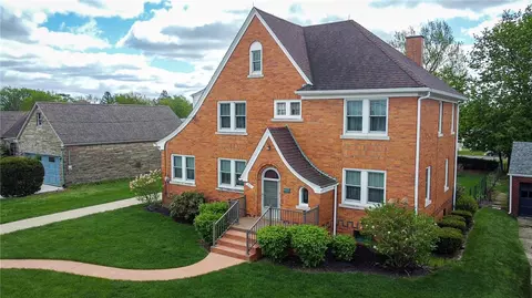 221 E Muntz Ave, Butler, PA 16001