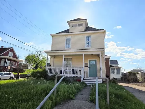 735 S 14th St, Monessen, PA 15062