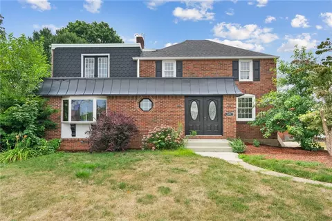 1017 Mccoy Rd, Mckees Rocks, PA 15136