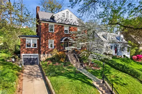 240 Inglewood Dr, Pittsburgh, PA 15228