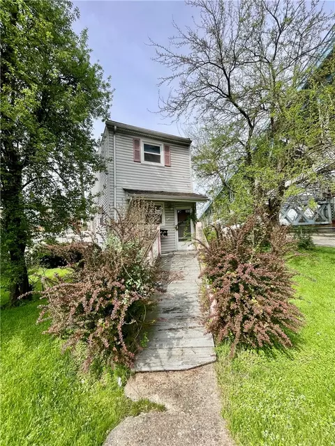 507 Agnes St, Mckees Rocks, PA 15136