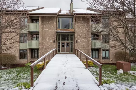 9 A1 Mountain Villas Dr, Champion, PA 15622