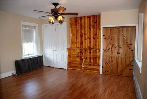 Bedroom - 262 Durst Rd, Irwin, PA 15642 photo 3 of 4