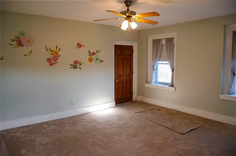 Bedroom - 262 Durst Rd, Irwin, PA 15642 photo 4 of 4