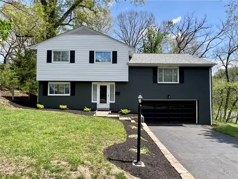 343 Inglewood Dr, Pittsburgh, PA 15228