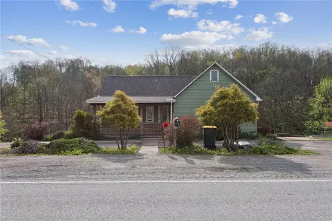 1920 Rostraver Rd, Belle Vernon, PA 15012