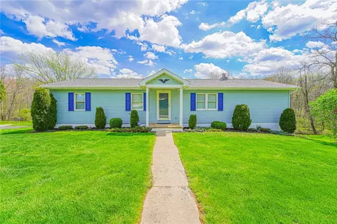 501 Avon St, New Castle, PA 16101