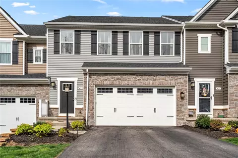 423 Greenwood Dr, Canonsburg, PA 15317