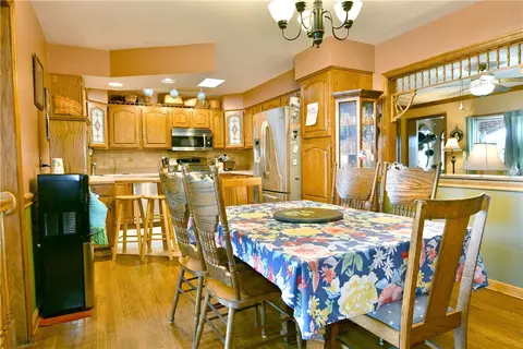 Dining - 1001 Grant St, Monaca, PA 15061 photo 2 of 3