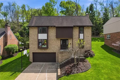 167 Black Oak Dr, Pittsburgh, PA 15220