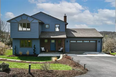 3061 Old Oakdale Rd, Mcdonald, PA 15057