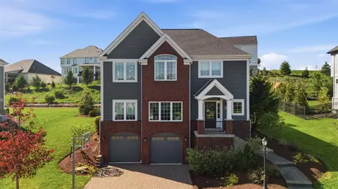 1018 Colony Dr, Pittsburgh, PA 15205