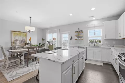 Kitchen - 3101 Pointe View Dr, Mars, PA 16046 photo 3 of 3