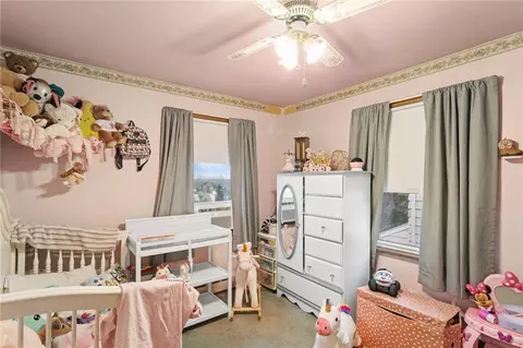 Bedroom - 1507 Grant St, Braddock, PA 15104 photo 2 of 6
