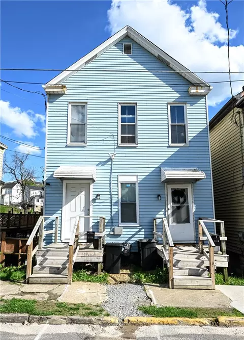 131 Hall Ave, Washington, PA 15301
