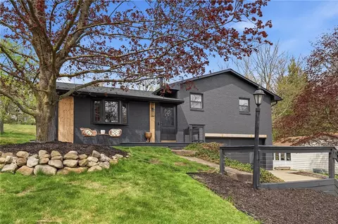 2404 17th St, Beaver Falls, PA 15010