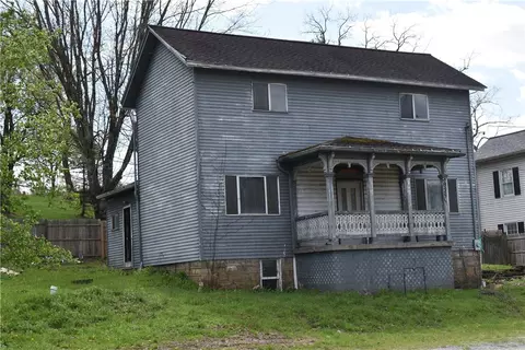 2380 Mt Pleasant Rd, Ruffs Dale, PA 15679