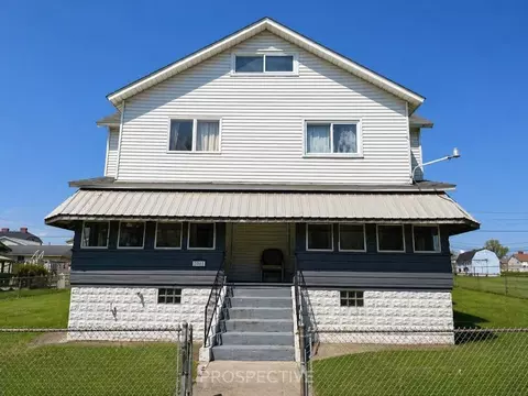 1161 1st St, Grindstone, PA 15442