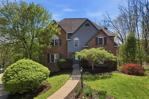 416 Chestnut Grv, Cranberry Township, PA 16066