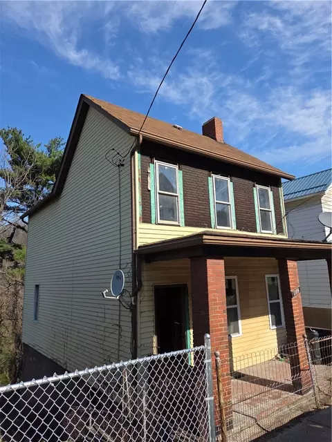 1109 Jones Ave, Braddock, PA 15104 photo 2