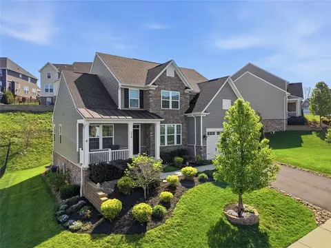 218 Sonni Ln, Mckees Rocks, PA 15136