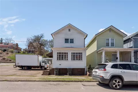 305 Washington Ave, Charleroi, PA 15022