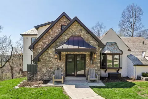 725 Field Clb, Pittsburgh, PA 15238