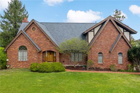 115 Stettler Dr, Clairton, PA 15025